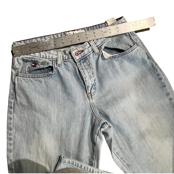 Vintage Y2K Tommy Hillfiger women’s size 8 light-wash straight 32 inseam - Picture 7 of 10